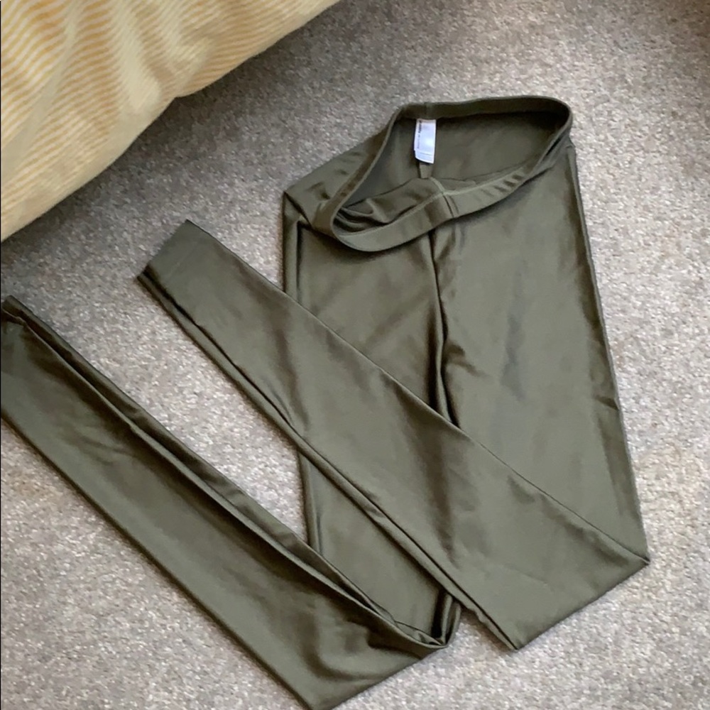 American Apparel Legging.
